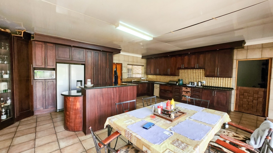 4 Bedroom Property for Sale in Stilfontein Ext 4 North West
